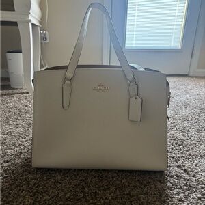 Coach Tatum Carryall 40 Bag